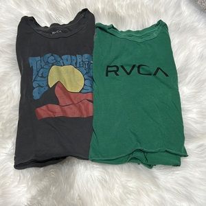 Set of RVCA crop tops (2 shirts)
